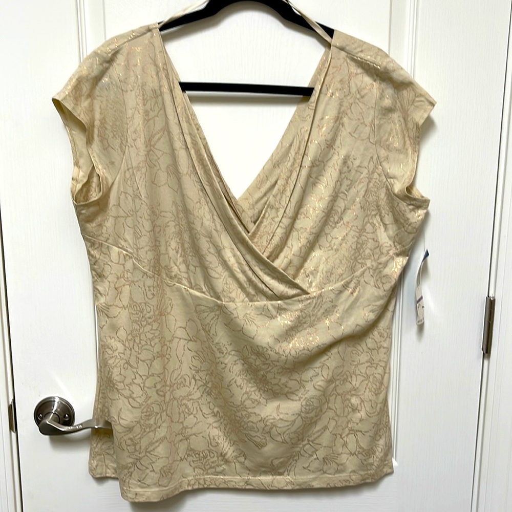 Nine West woman’s plus size top 2X